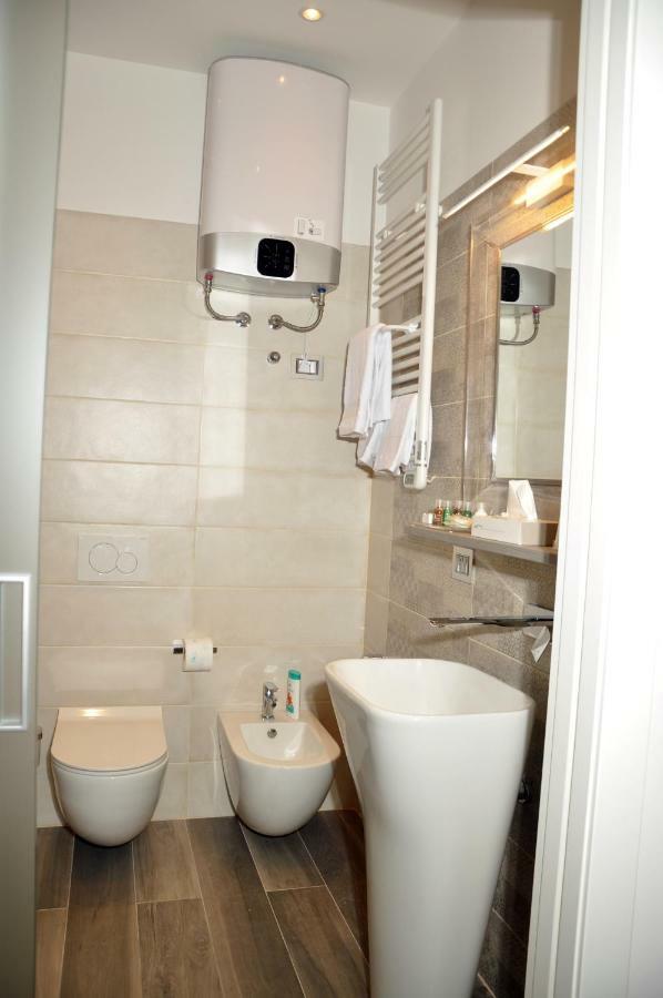 Andrea Luxury Apartments Strada Maggiore Studio 1 Болонья Екстер'єр фото