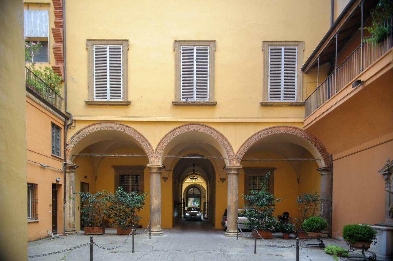 Andrea Luxury Apartments Strada Maggiore Studio 1 Болонья Екстер'єр фото